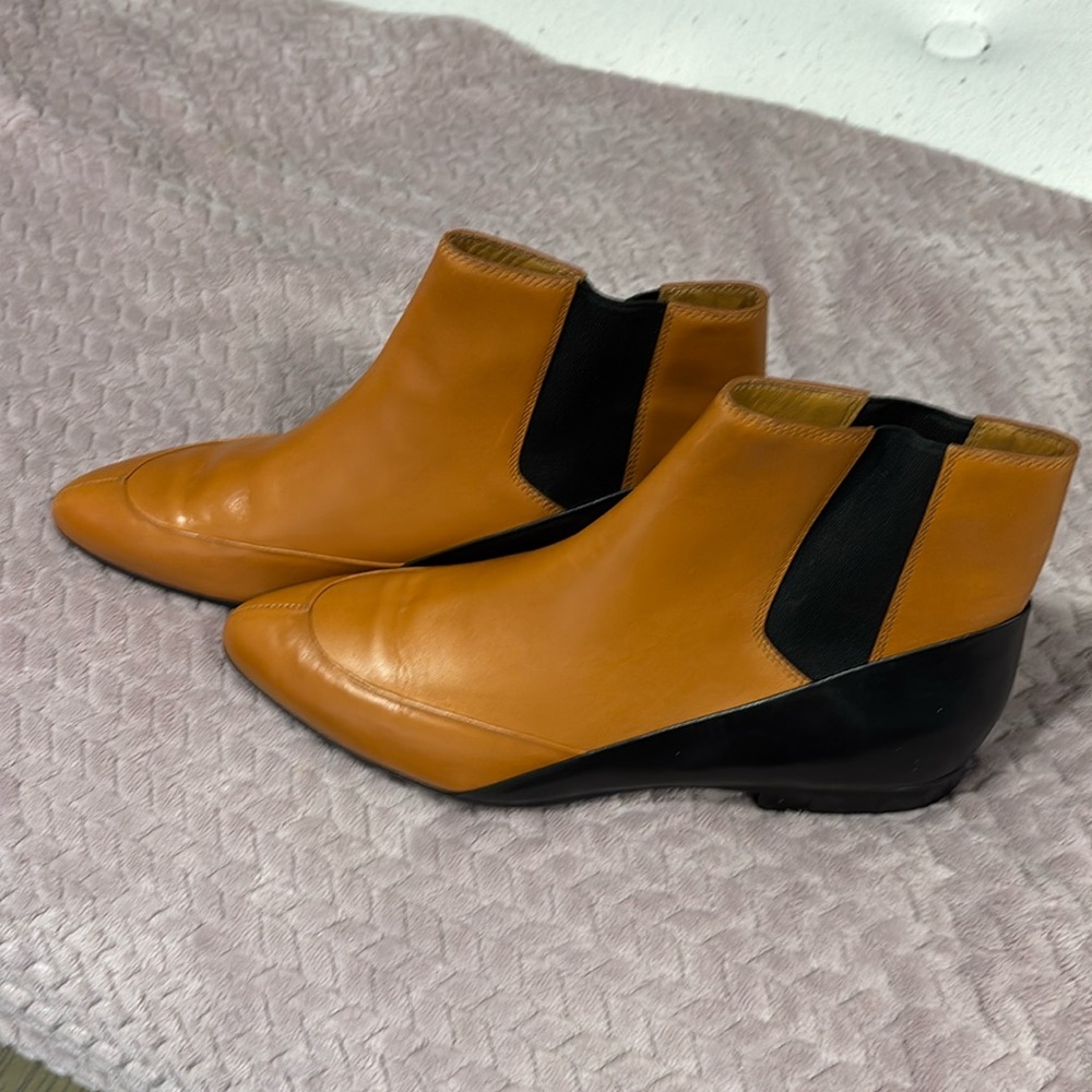 Beautiful Balenciaga size 10 ankle boots never worn perfect condition